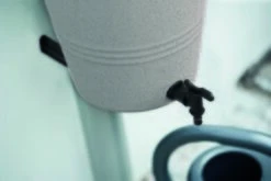 Elho Green Basics Rain Catcher 35 Liter Living Concrete -Gardena Winkel elho green basics rain catcher 35 liter living concrete 5472x3648 6427fff9771a1 l